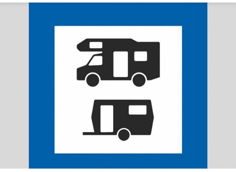 Camping - Idyllischer Wohnmobilstellplatz in der Mecklenburgischen Seenplatte#Mecklenburg-Vorpommern #See #Landleben Campground/ 
RV Resort in Mecklenburgische Seenplatte