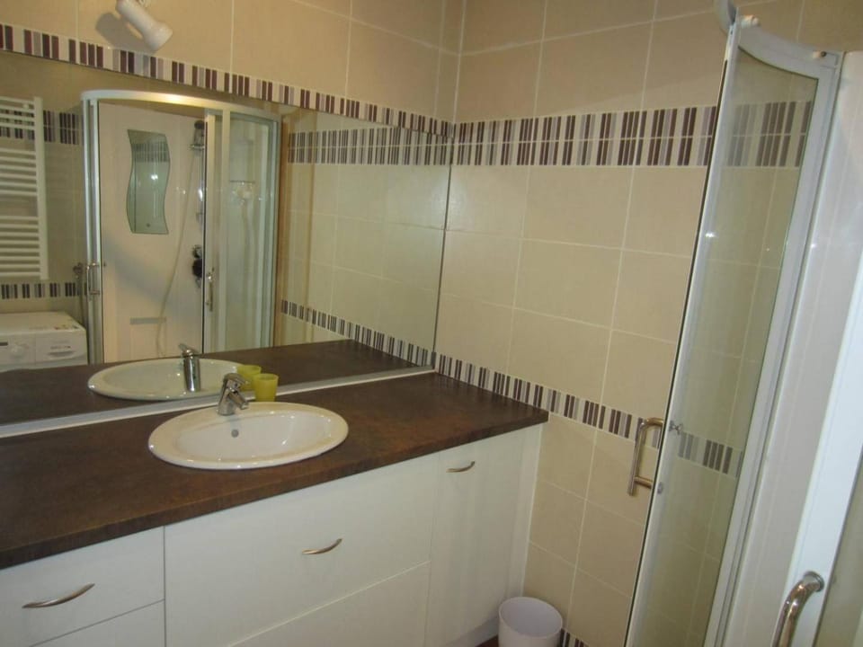 CARNON, Bel appartement 1 chambre balcon avec magnifique vue mer Apartment in Mauguio