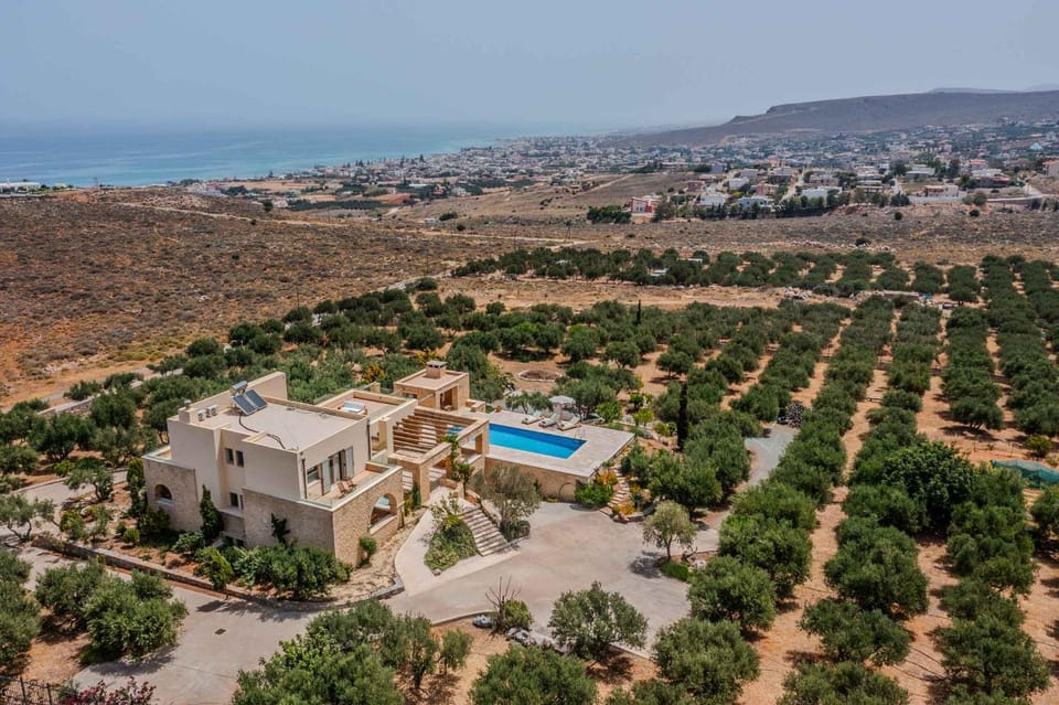 Bird's eye view, Mountain view, Sea view
