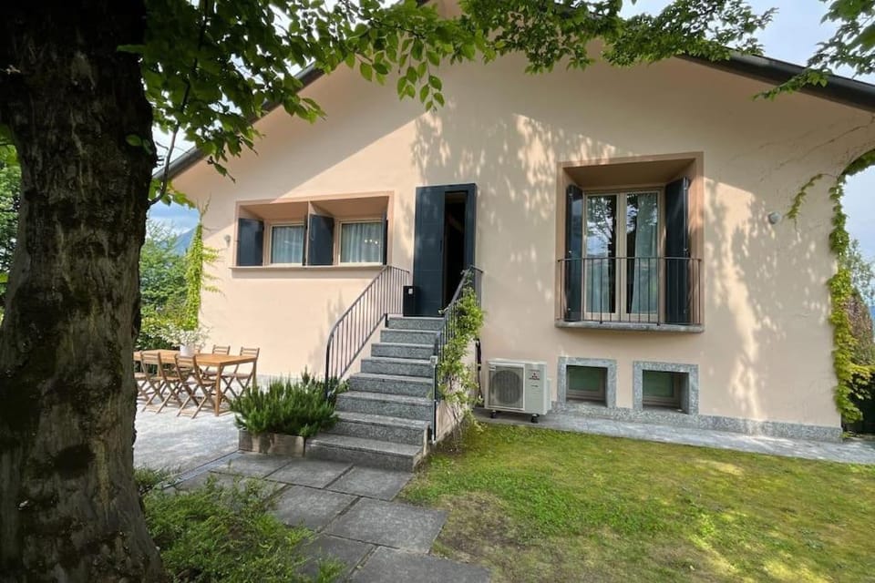 Property building, Garden, Garden view