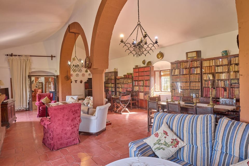Property building, Living room