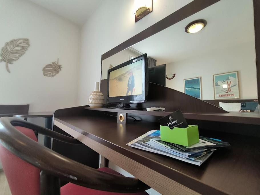Fonctionnel-Calme-Parking gratuit-Wifi Apartment in Pau