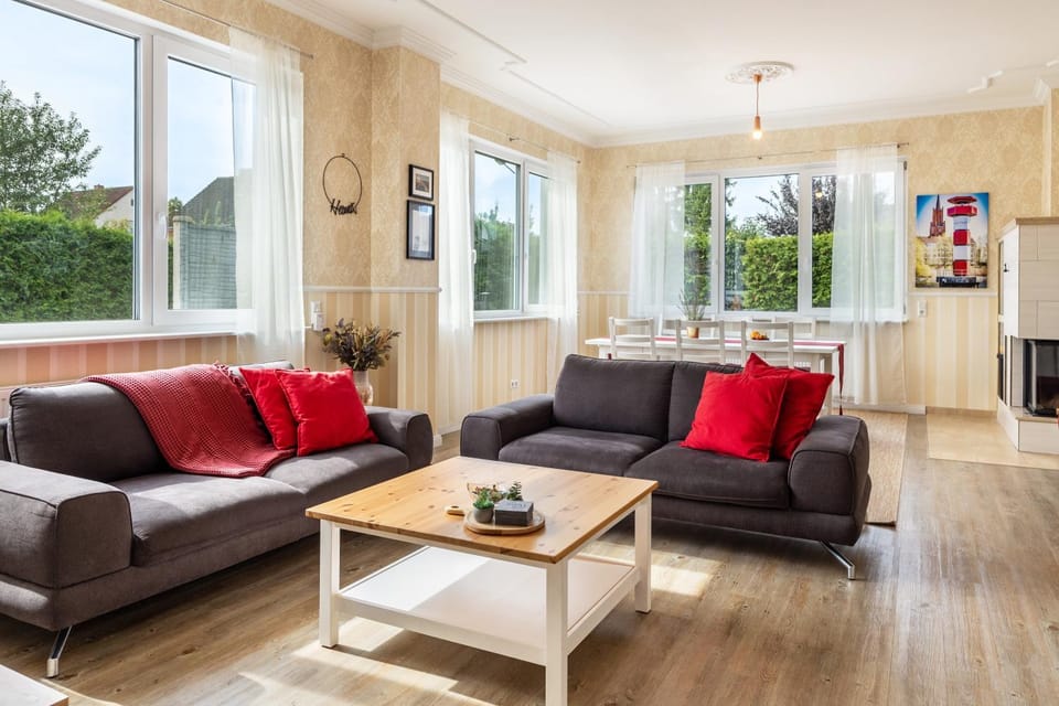 Property building, Living room