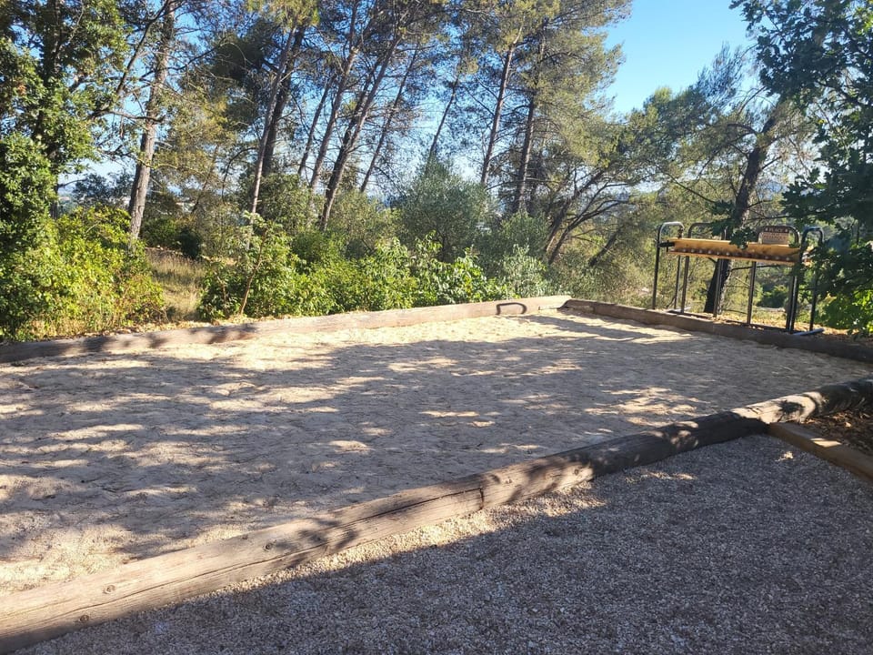 POD es Aqui et sa cabanette Nature lodge in Alès