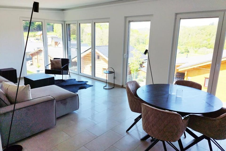 View (from property/room), Living room, Dining area