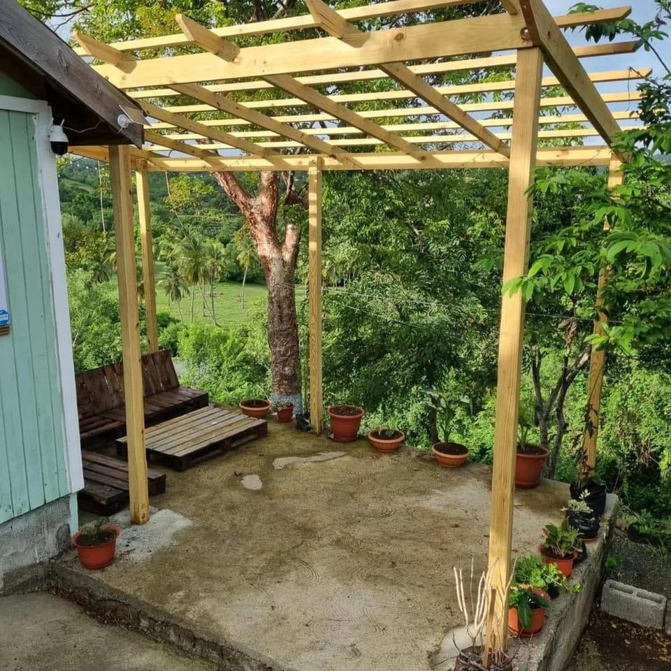 1 Bed Cabin - Sleeps 2 - Wifi Cabin in Caribbean