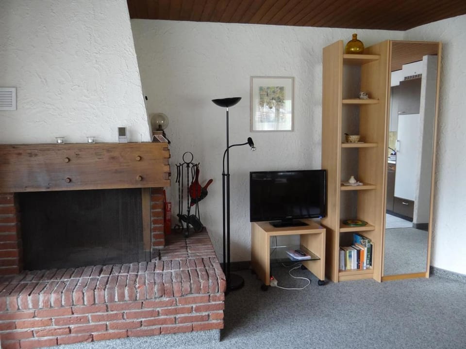 Apartment Birkenstrasse 70-2 Appartement-Fewo 4-Bettwohnung by Interhome Apartment in Canton of Bern (Region)