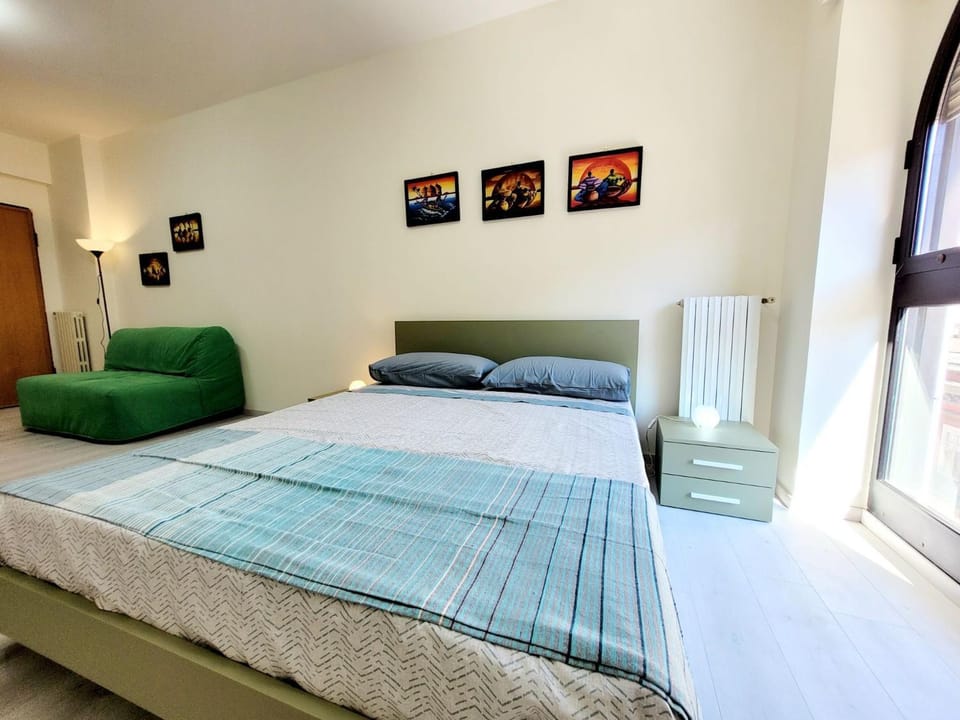 Living room, Bedroom
