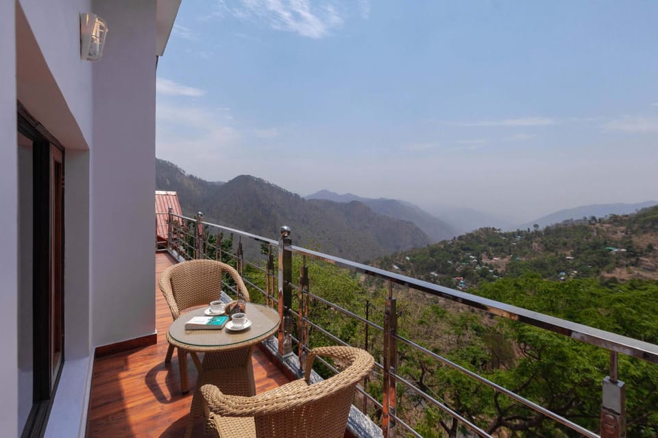 Patio, Day, Natural landscape, View (from property/room), Balcony/Terrace, Dining area, Mountain view, Sea view