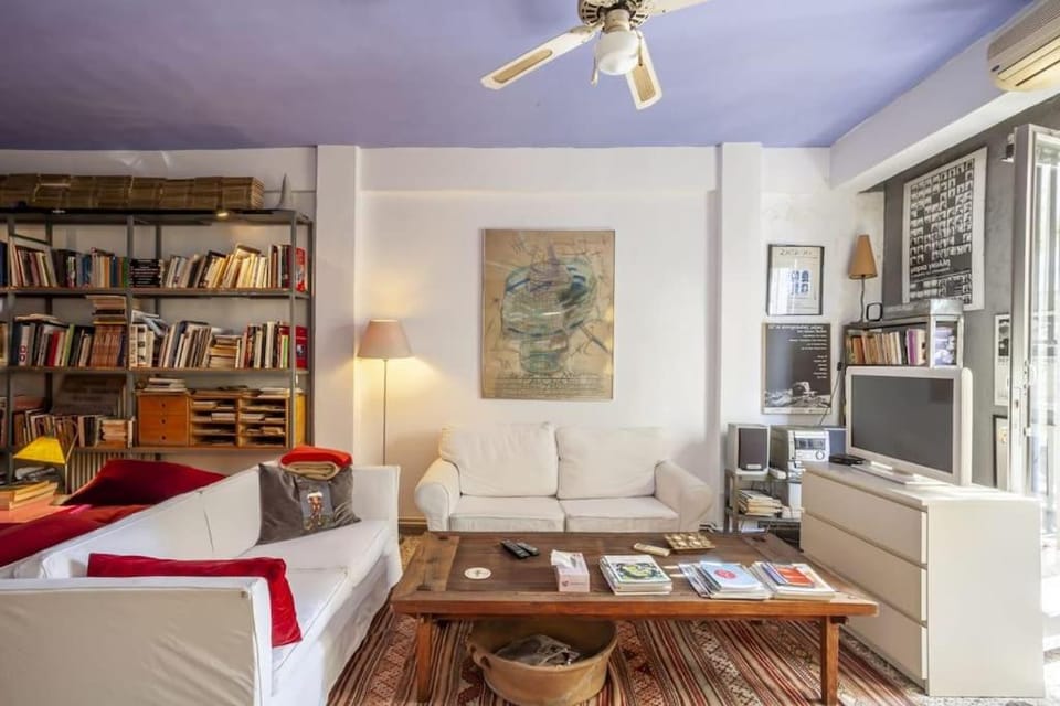 Unique Loft- Thessaloniki Down Town Apartment in Thessaloniki