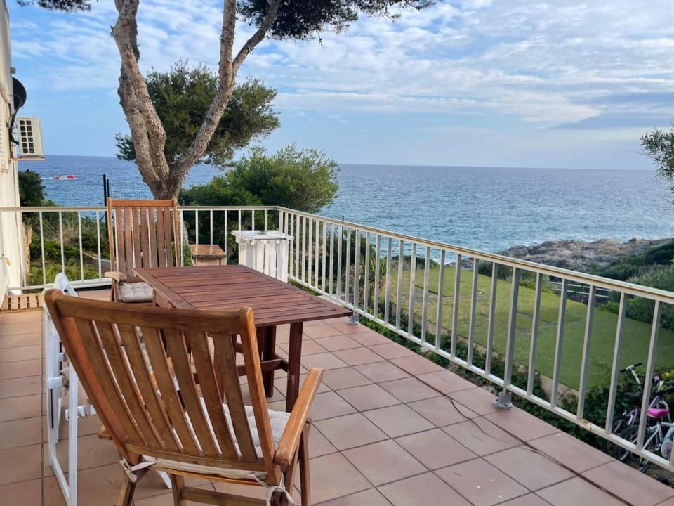 Cal Indigo - Unique flat in Cap Salou - Mind & feet in Water Apartment in Salou