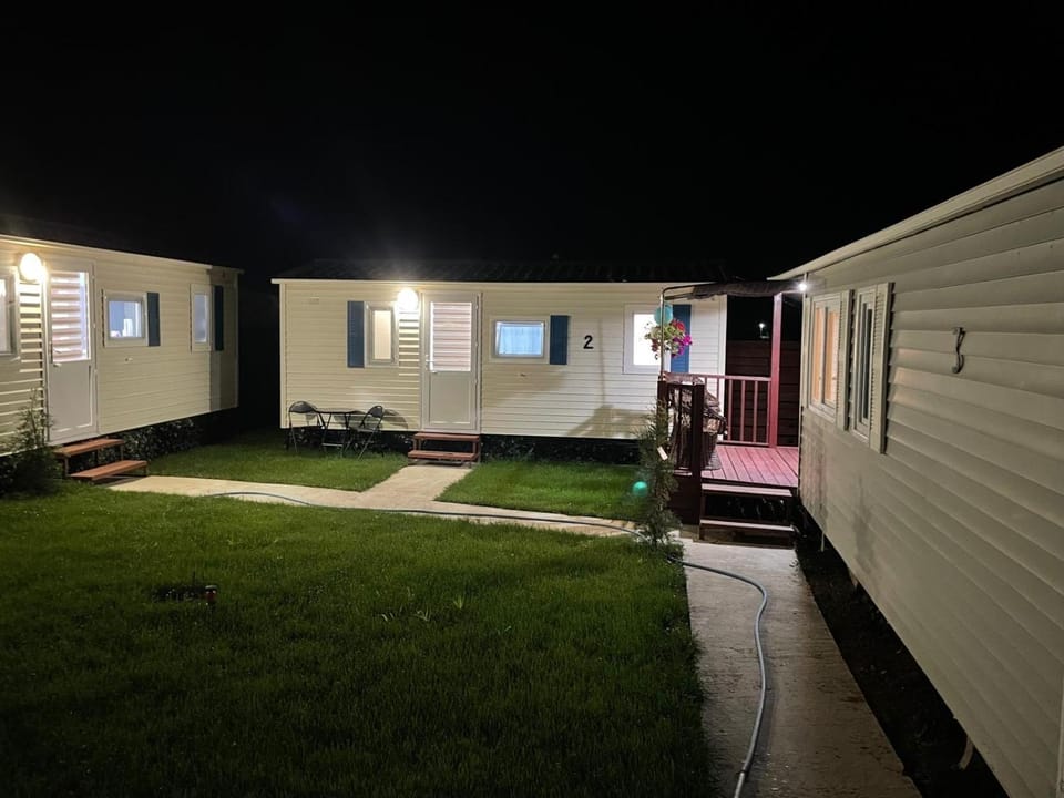 Casă mobilă 2 Campground/ 
RV Resort in Constanța County
