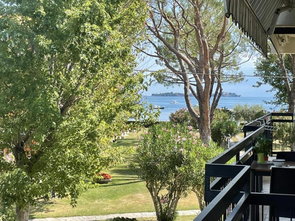 Garden view, Lake view