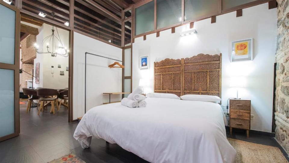 Bed, Photo of the whole room, Bedroom, towels, wardrobe