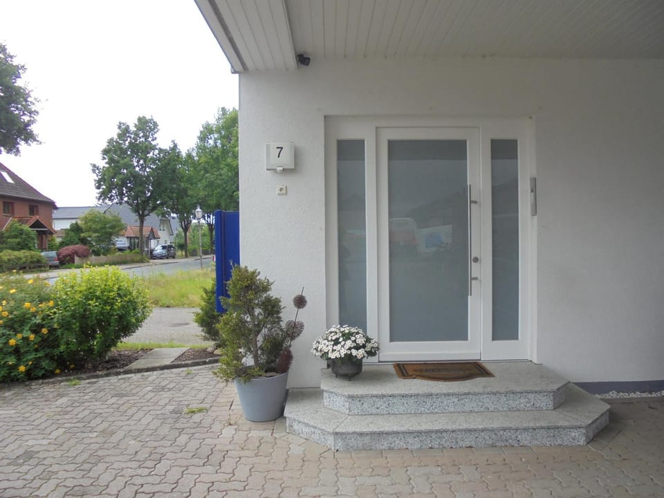 Property building, Facade/entrance