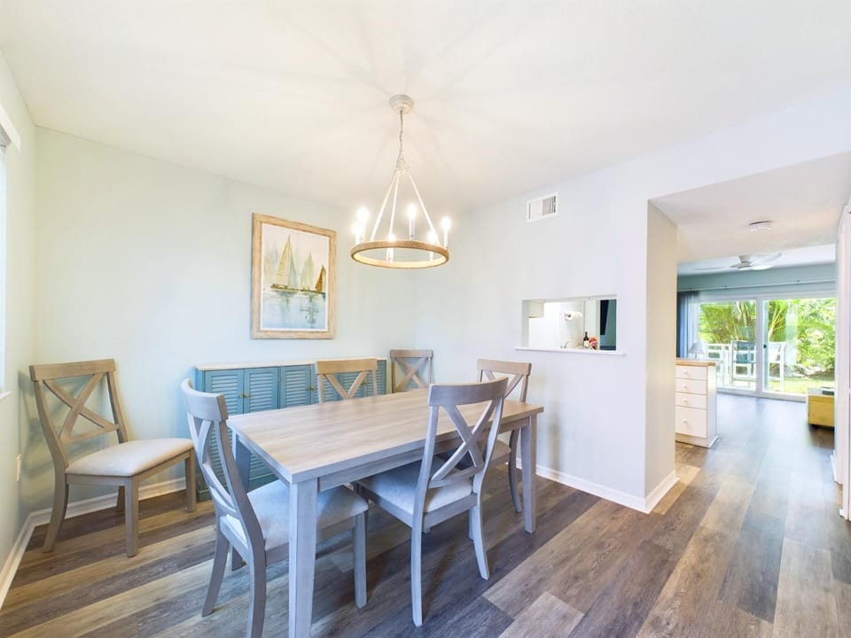 NEW Direct Oceanfront Condo in Cape Canaveral! House in Cape Canaveral
