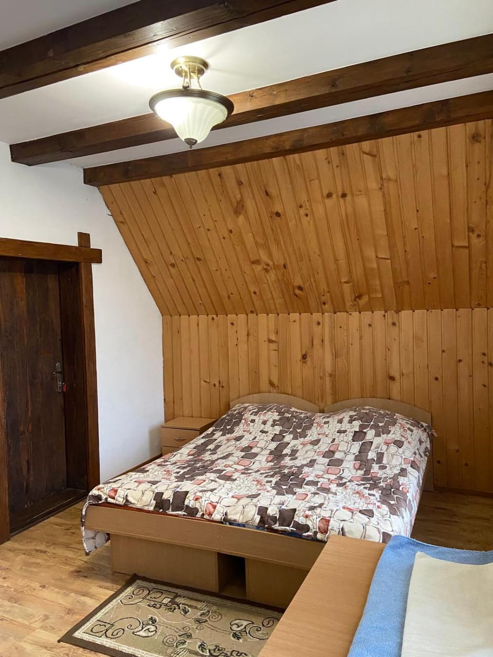 Bed, TV and multimedia, Bedroom, wardrobe