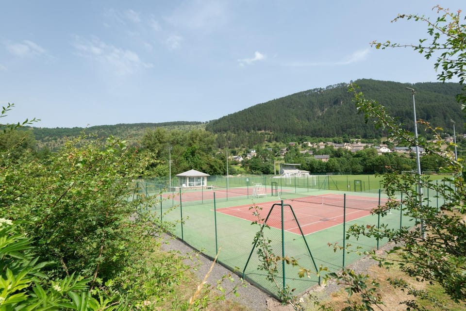 Gîte Chalet 4 pers. - Camping Les Berges du Bramont House in Auvergne-Rhône-Alpes