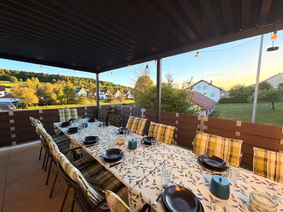 Spring, Day, Natural landscape, View (from property/room), Balcony/Terrace, Banquet/Function facilities, Dining area
