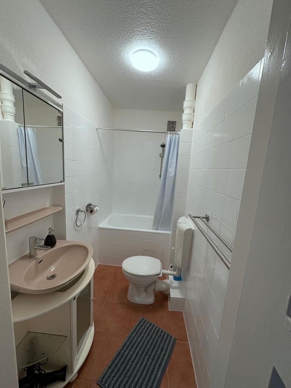 Toilet, Bathroom, Bath