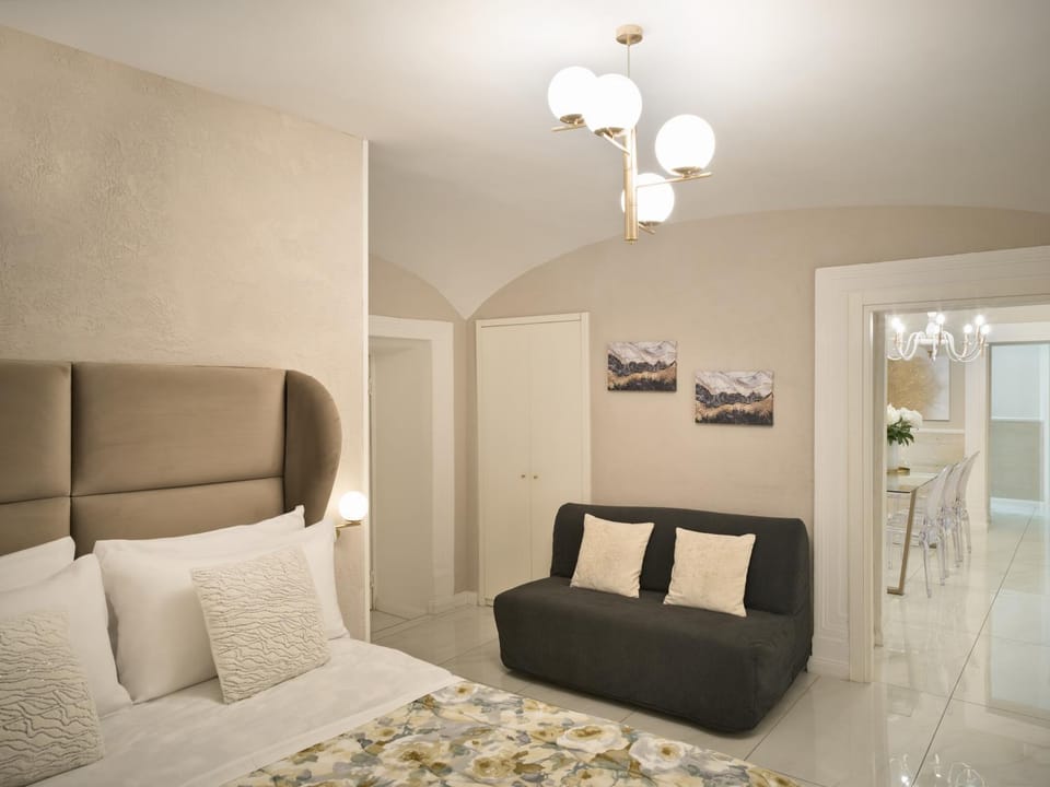 Bed, Bathroom, Bedroom