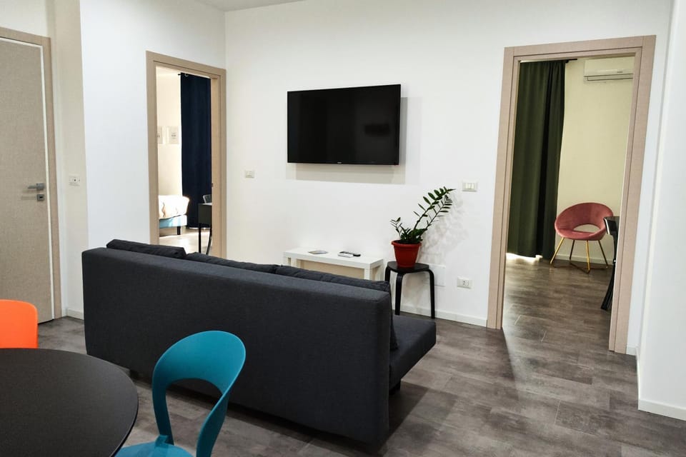 TV and multimedia, Living room, Seating area