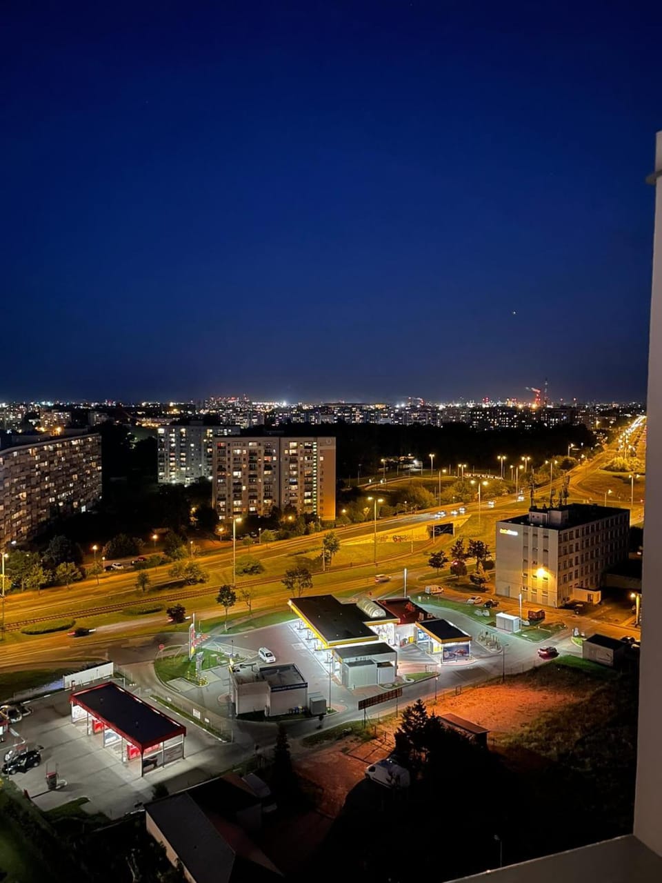 View (from property/room), City view, Landmark view, Sea view, Street view