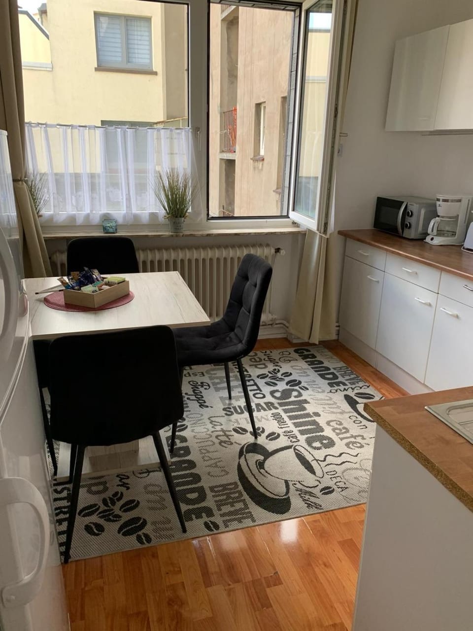 Quartier 3 - zentralgelegen und gemütlich eigerichtet Ferienwohnung Apartment in Bremerhaven