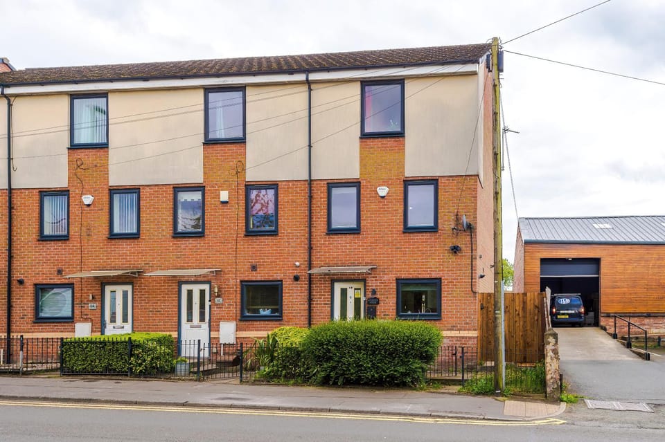 Property building, Neighbourhood, Street view