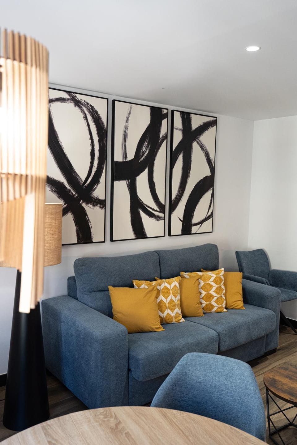 Living room, Seating area