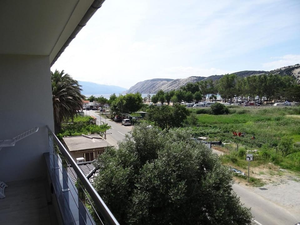 Lopar Zorica 1 Apartment in Lopar