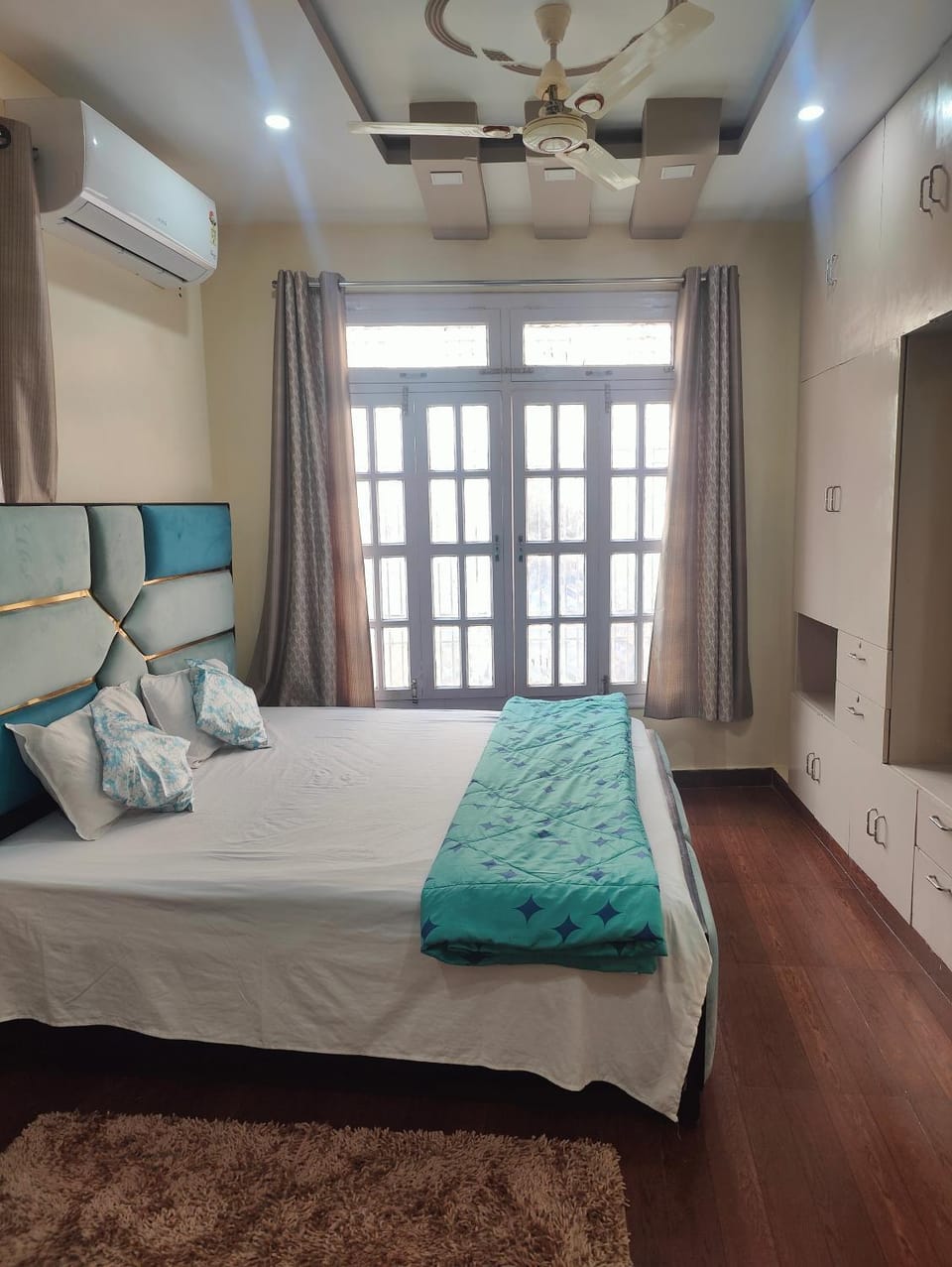 Bed, Bedroom, wardrobe