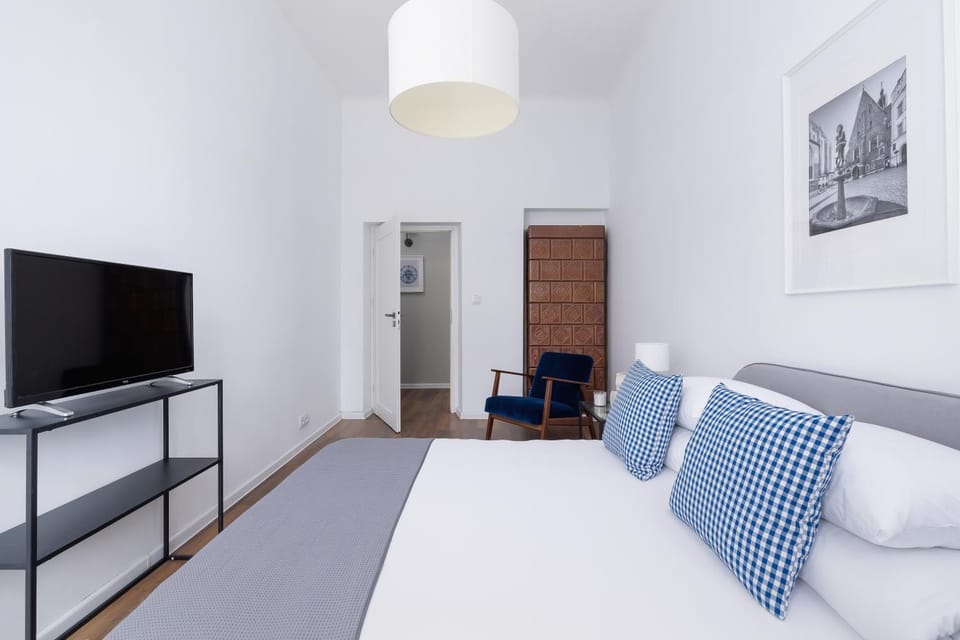 Bed, Photo of the whole room, Evening entertainment, Bedroom