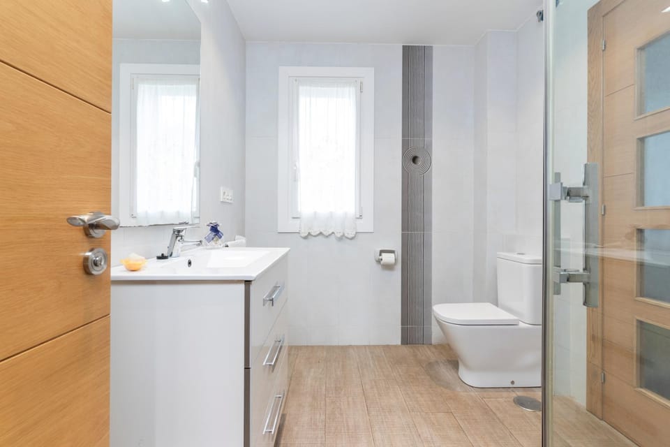 Bathroom, Living room