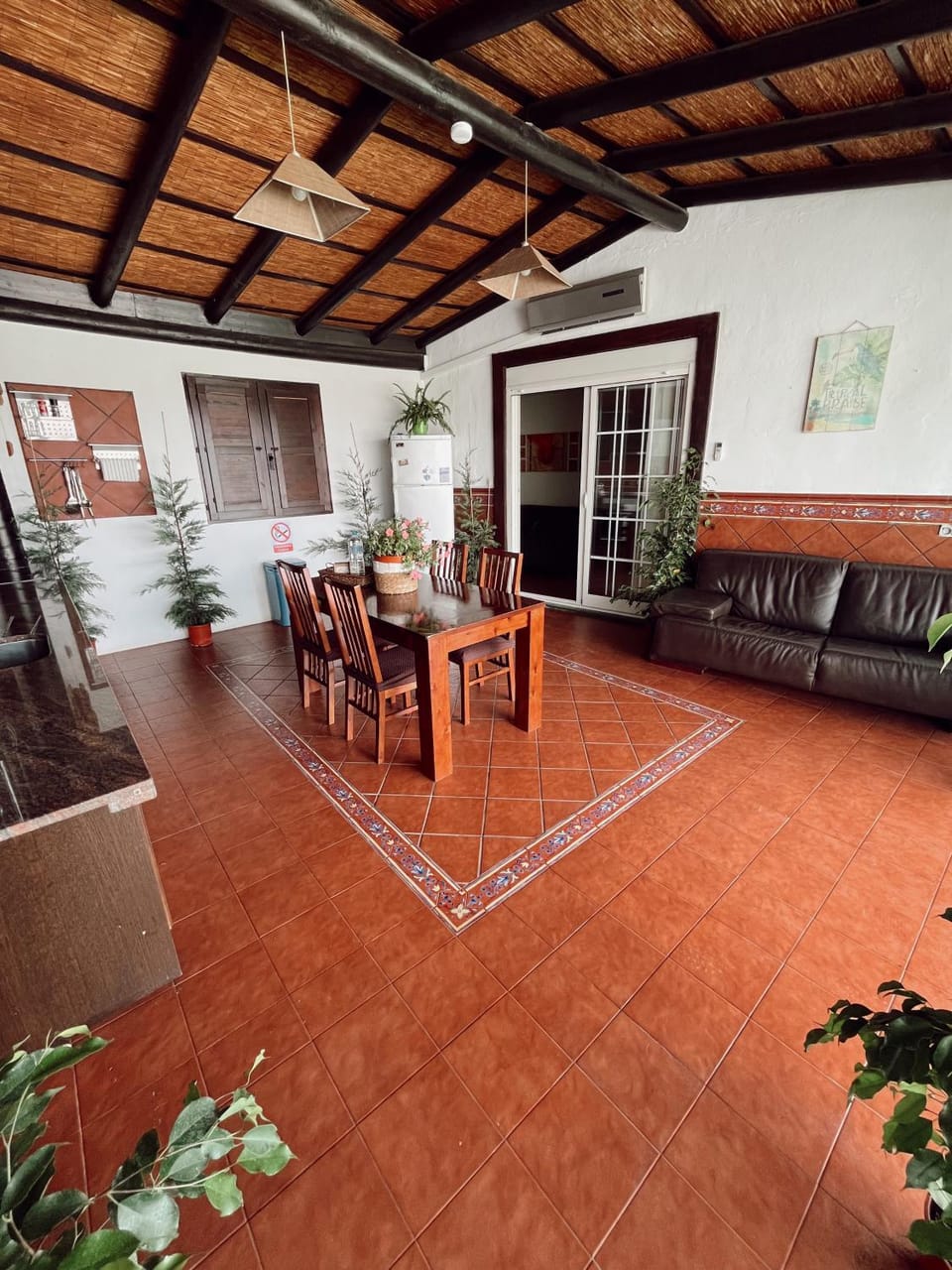 Dining area, kitchen