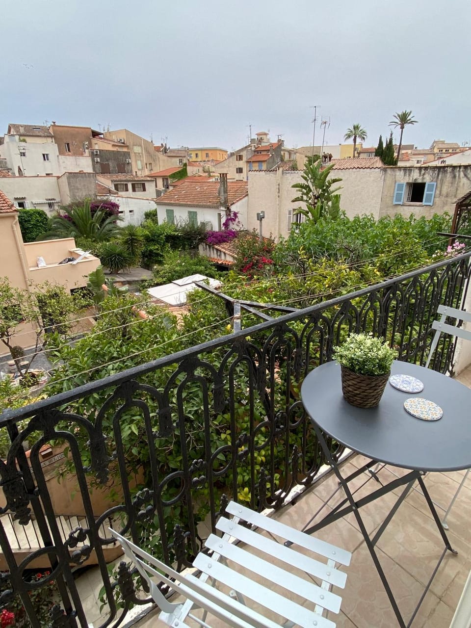 Property building, Balcony/Terrace