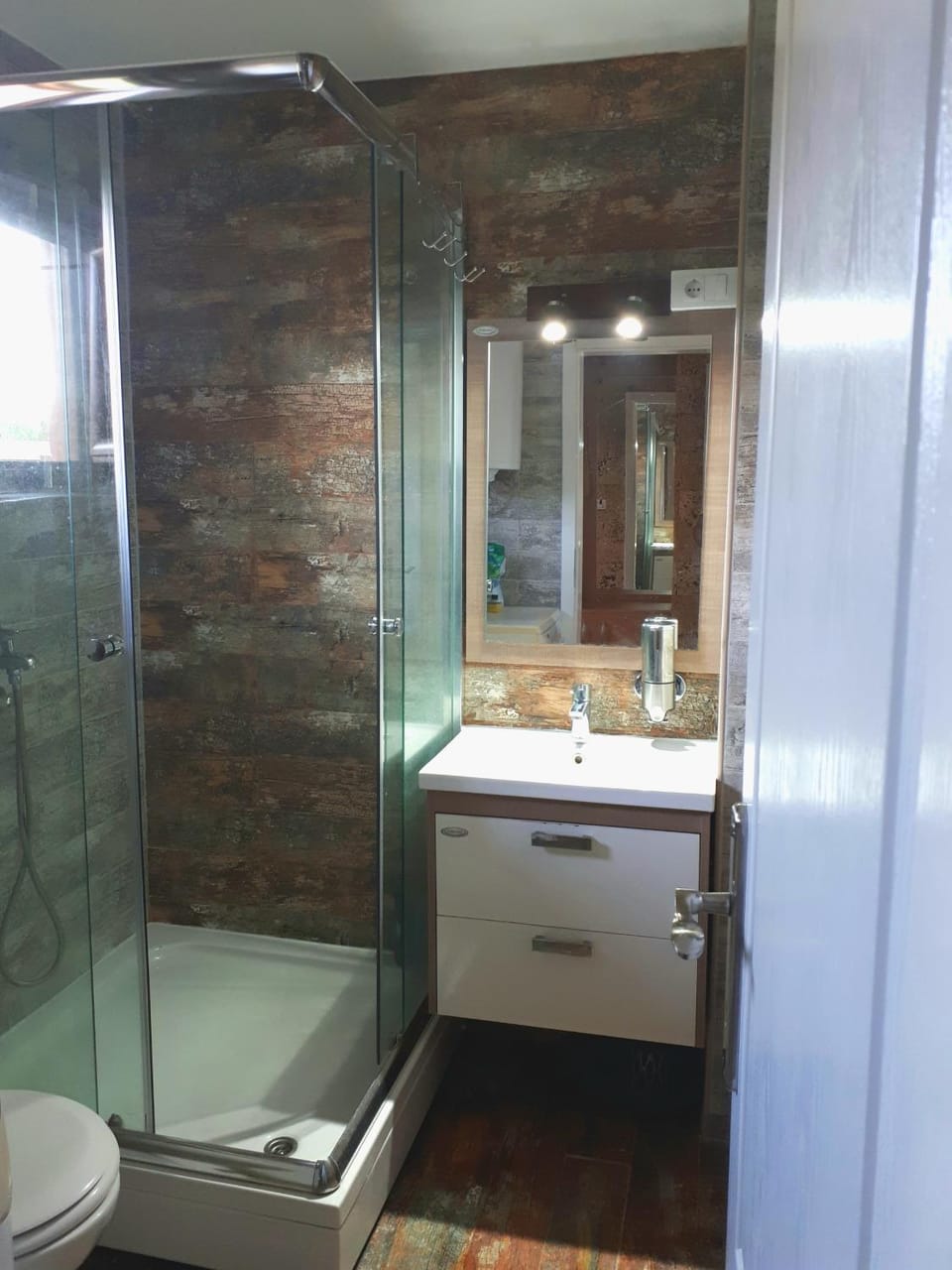 Vila Vitezov Mir - Drina Apartment hotel in Zlatibor District, Serbia