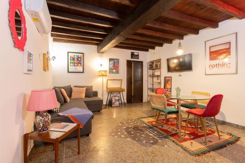 Dolce Far Niente Apartment in Rome