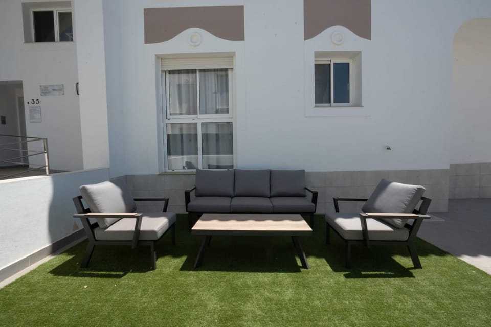 Patio, Seating area
