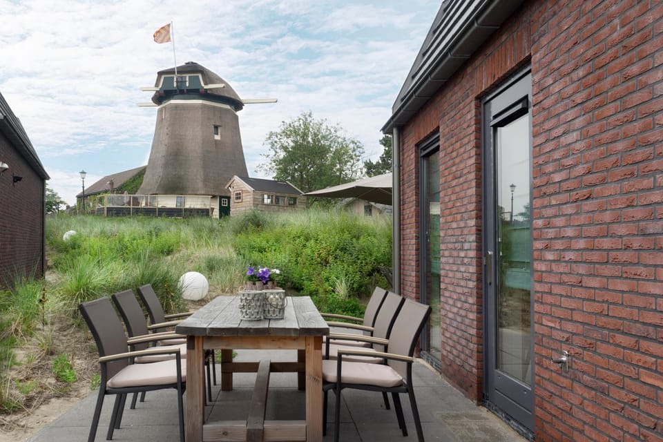 Property building, Garden, Garden view