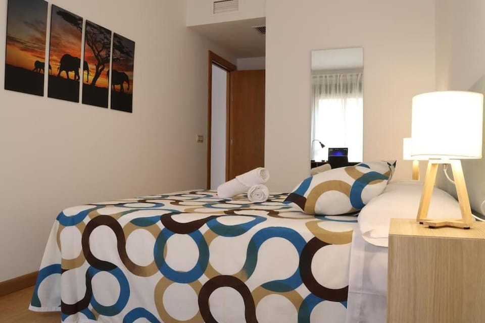 CMS Center Penthouse with Sunny Terrace & Parking Apartment in Malaga