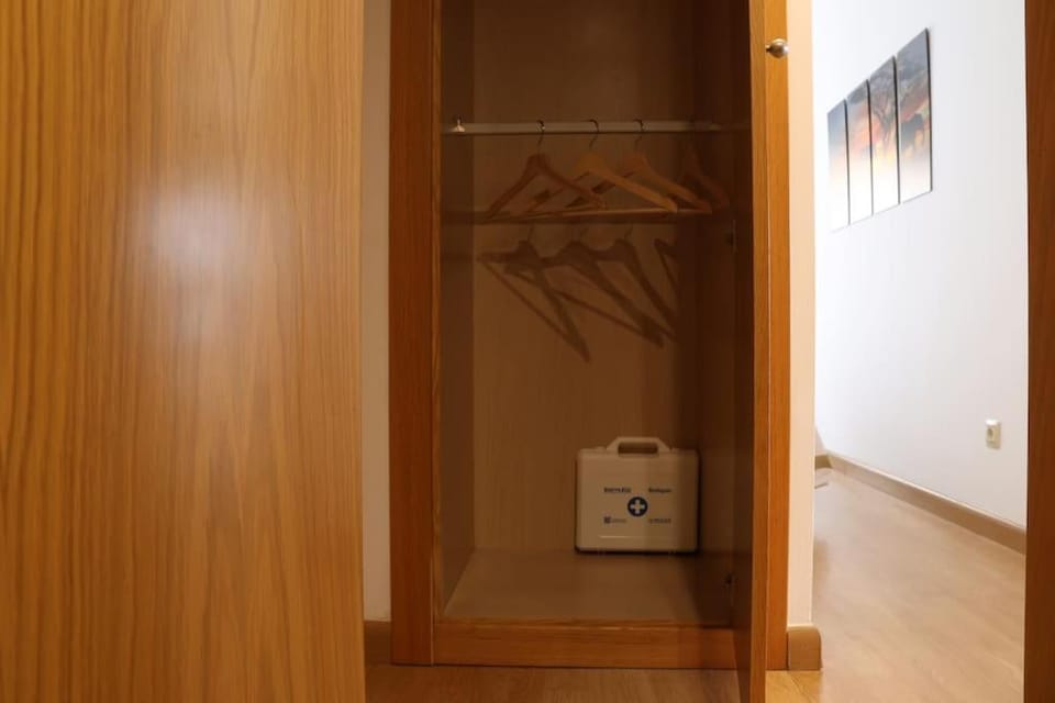 CMS Center Penthouse with Sunny Terrace & Parking Apartment in Malaga
