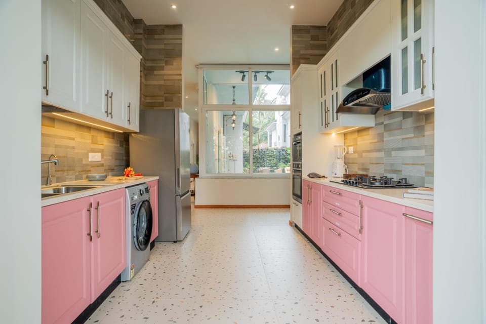 TV and multimedia, Kitchen or kitchenette, stove