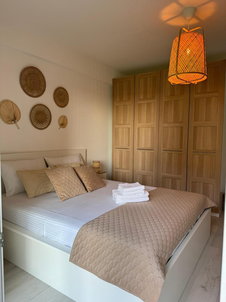 Bed, Photo of the whole room, Bedroom, towels, wardrobe