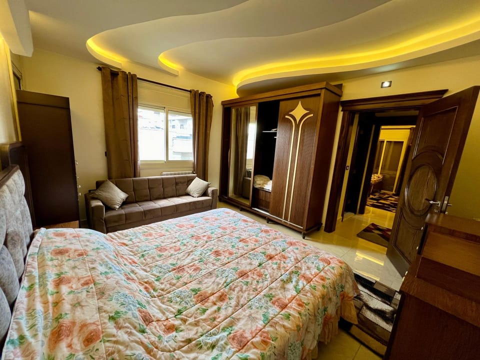 Bed, Photo of the whole room, Bedroom, wardrobe