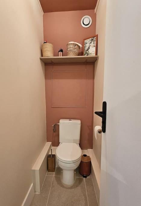 Toilet