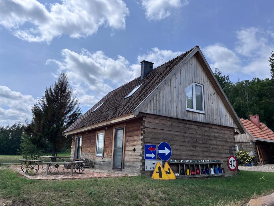 Property building, Day, Garden, Garden view