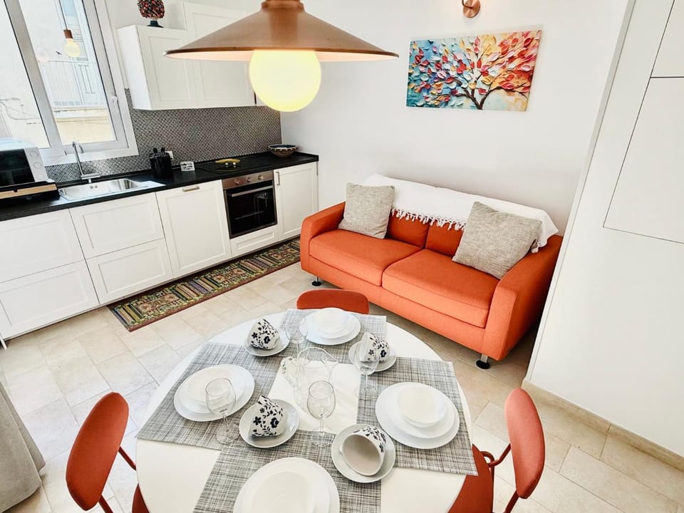 Kitchen or kitchenette, Living room, Dining area, stove