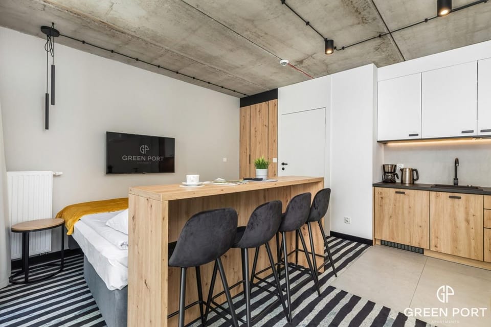 TV and multimedia, Kitchen or kitchenette, Dining area