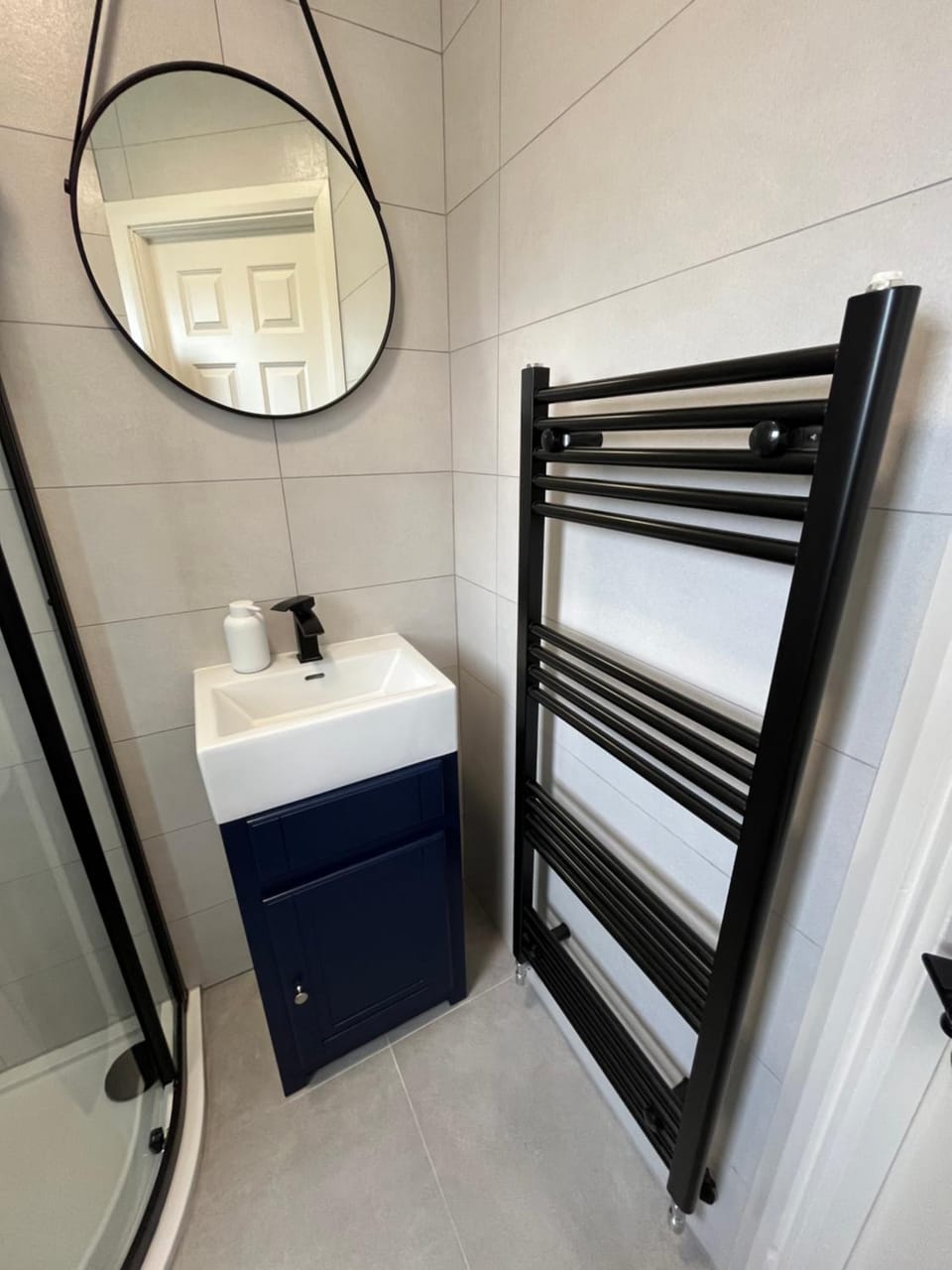 Cada House,luxury accommodation House in Dundalk